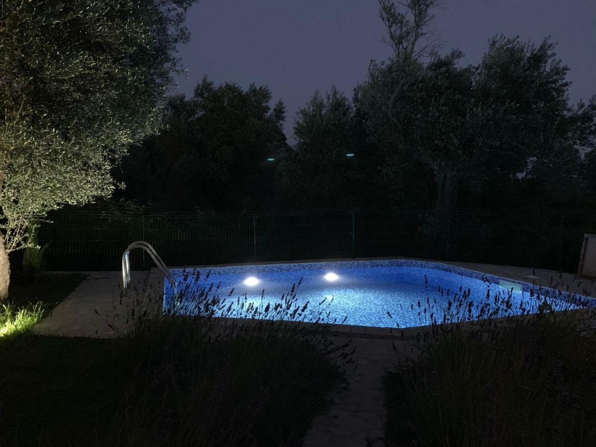 Green Villa In Olives Bar Luaran gambar